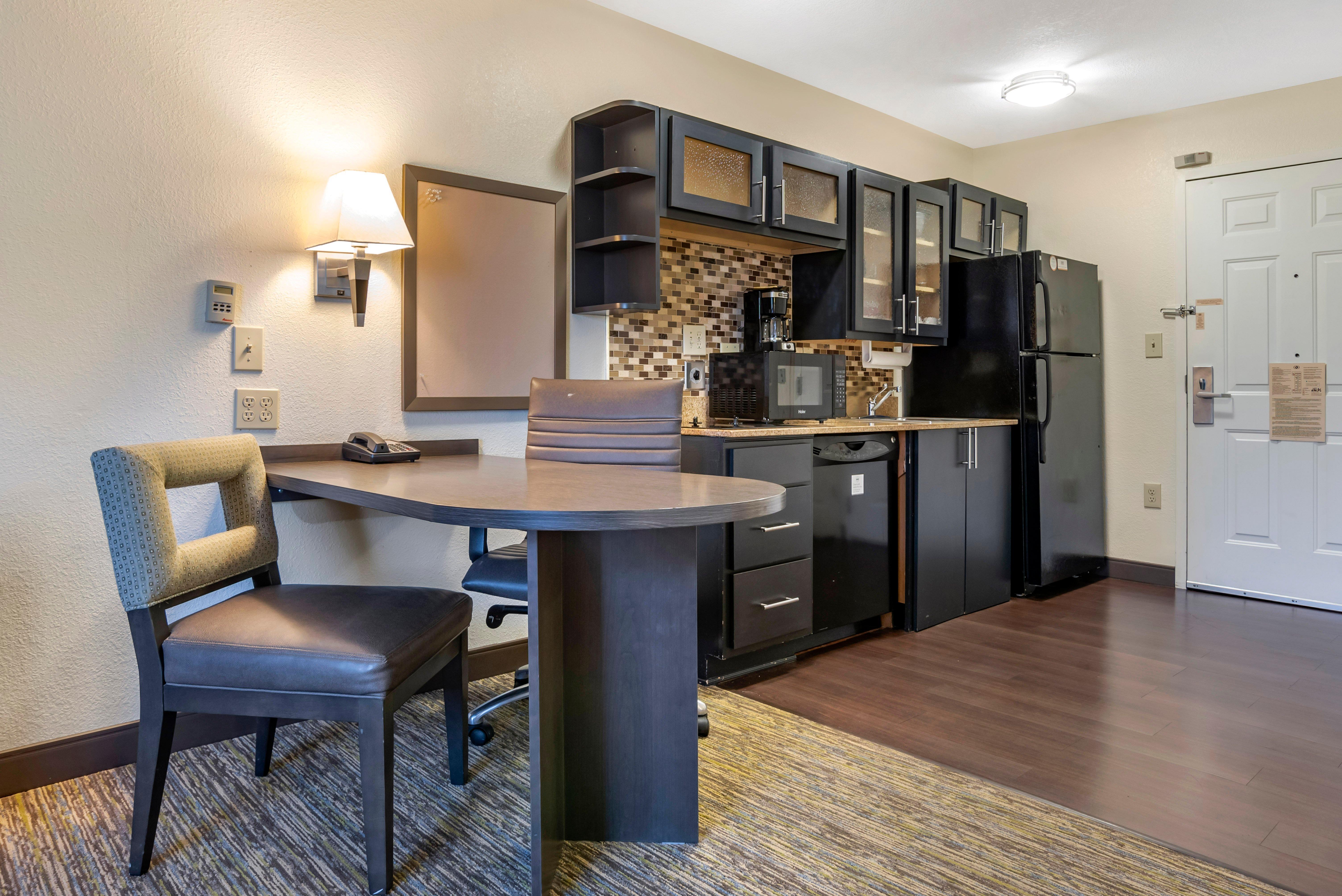 Candlewood Suites Alabaster By Ihg Екстериор снимка