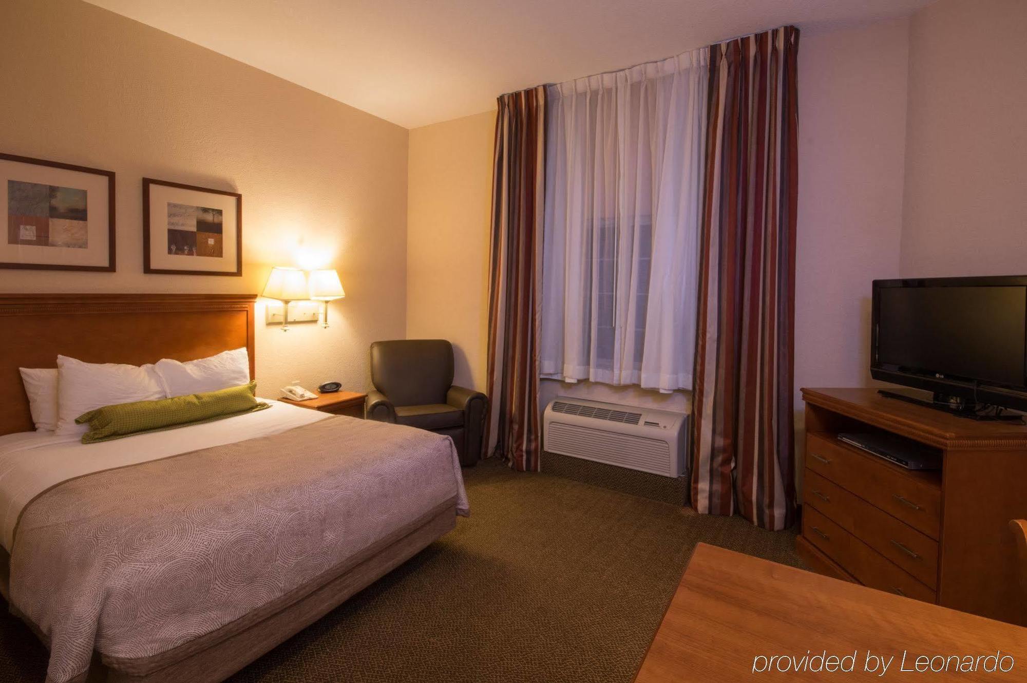 Candlewood Suites Alabaster By Ihg Екстериор снимка